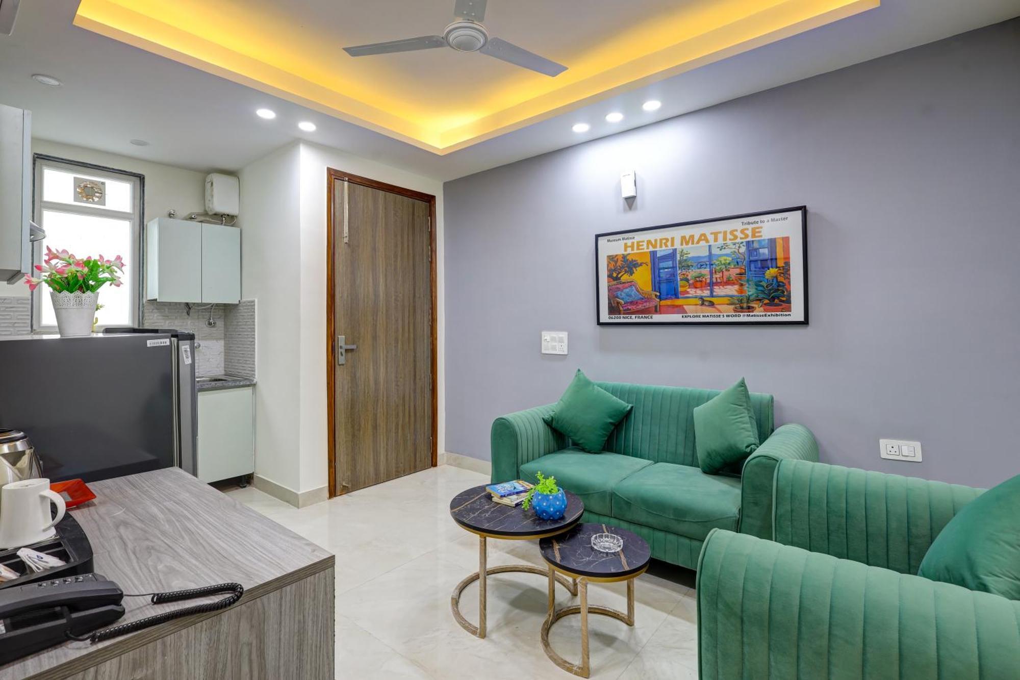 1Bhk Suites Opp Marriott - Huda City Centre Gurgaon Exterior foto