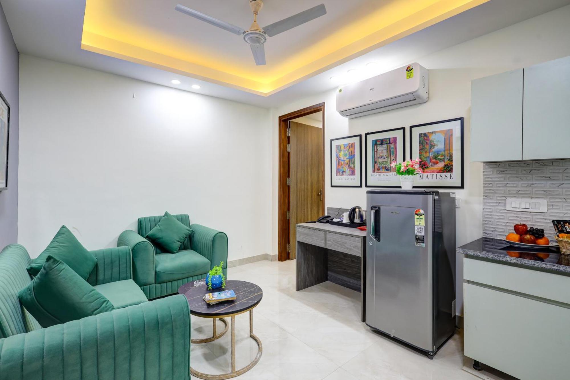 1Bhk Suites Opp Marriott - Huda City Centre Gurgaon Exterior foto